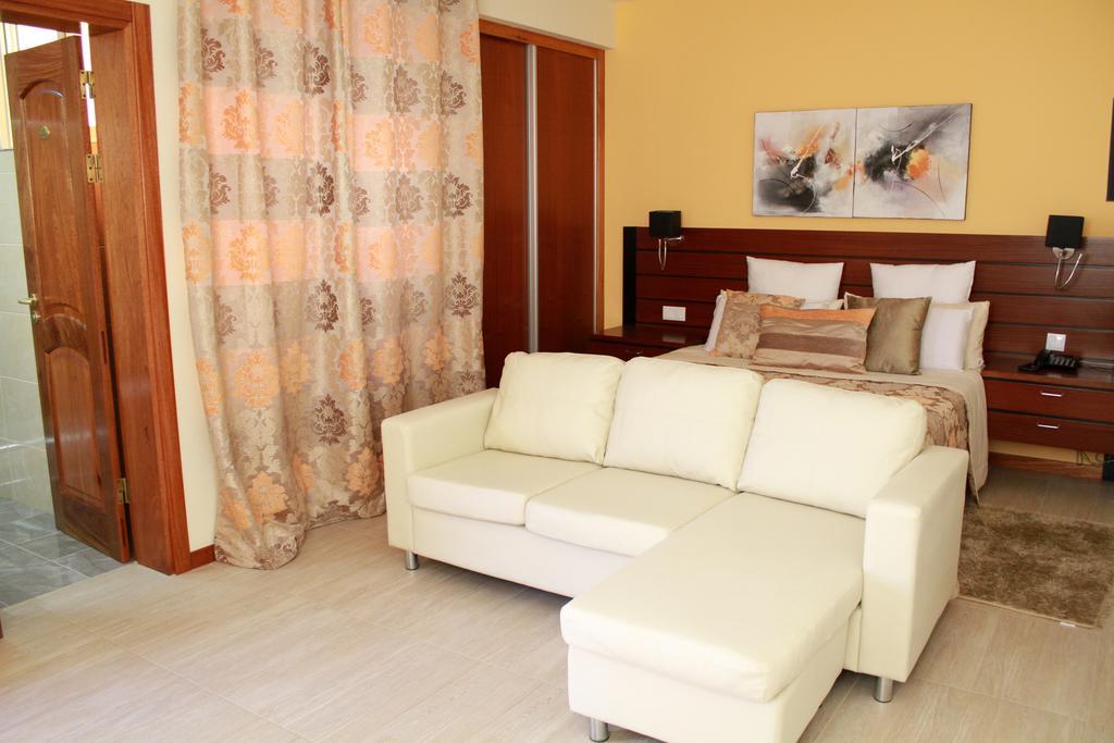 Mindelo Residencial Bed and Breakfast Værelse billede